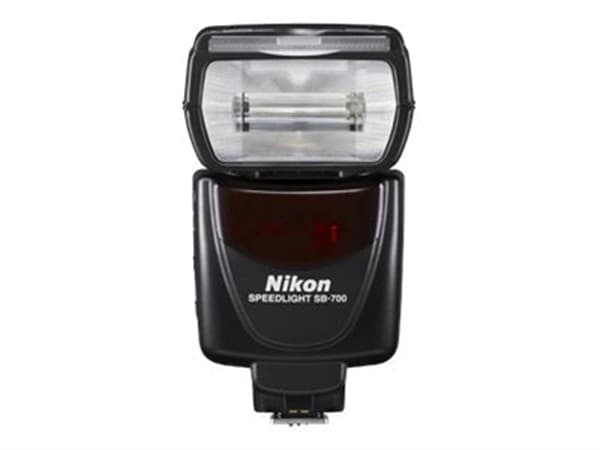 Nikon SB-700-salamalaite