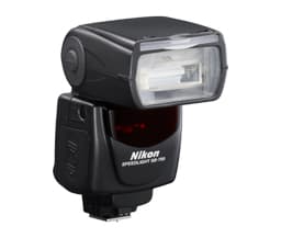 Nikon SB-700-salamalaite