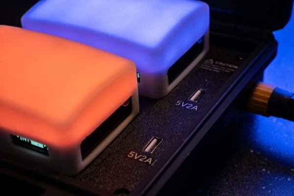 Aputure MC 4-Light Travel Kit - Kontinuerlig lyssett - 4 hoder - LED - DC
