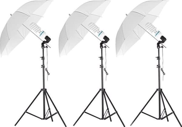 Massa Lighting studiolampe 3x LAMPE 125W = 1800W + Stativ + Paraply / TYPE: 1