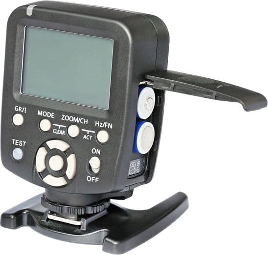 Yongnuo radiolaukaisin YN-560-TXII Canon E-TTL:lle