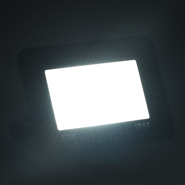 Strålkastare 2 st 30 W LED kallvit