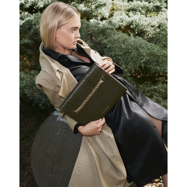 Ideal of Sweden Ira Laptop Sleeve 16" - Green Snake