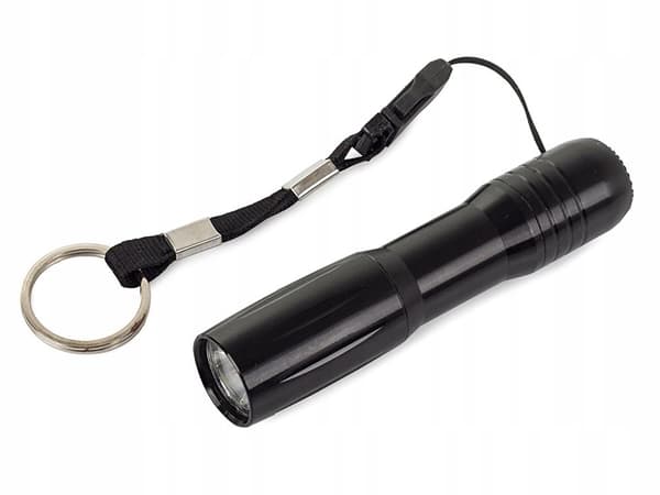 Military-alumiininen taskulamppu CREE XP-E LEDillä ja zoomilla