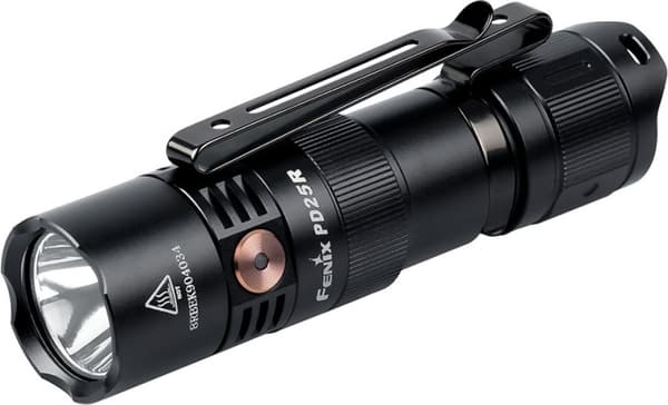 Fenix PD25R -taskulamppu musta