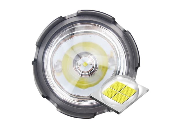 LED-taskulamppu jalustalla ja Powerbankilla