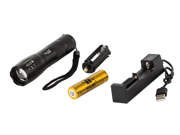 Tehokas taskulamppu CREE LED T6 ja Q3 UV-teknologialla