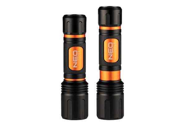 Paristokäyttöinen taskulamppu 6xAA 1500lm CREE XHP50.2 LED
