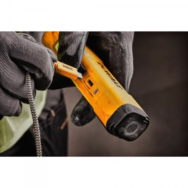DeWALT DCL183 USB-C LED-lamppu 1200 LM IP54