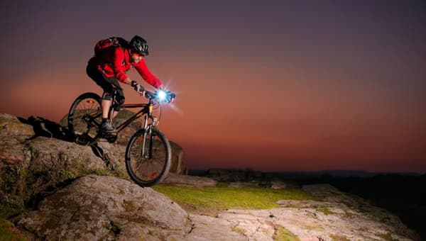 LED cykellygte 051 laser baglygte