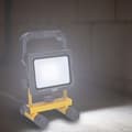 Pikkukuva 8 / 9: LED spotlight EDM 36130 20 W 1000 Lm 2000 Lm Ladattava