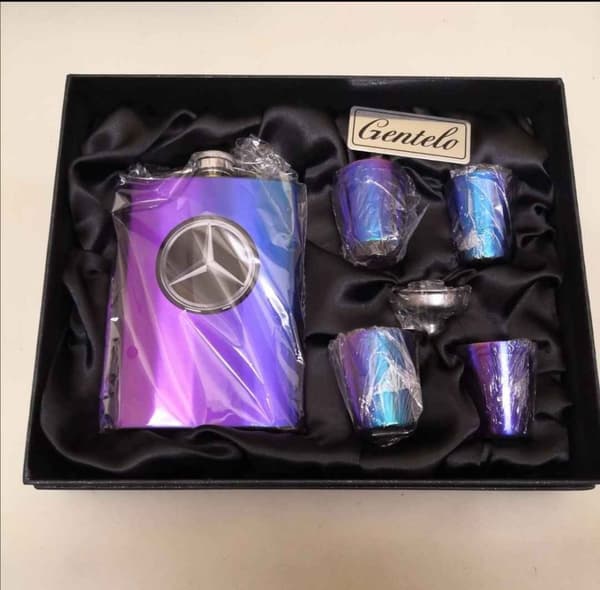 Mercedes- lahjapakkaus