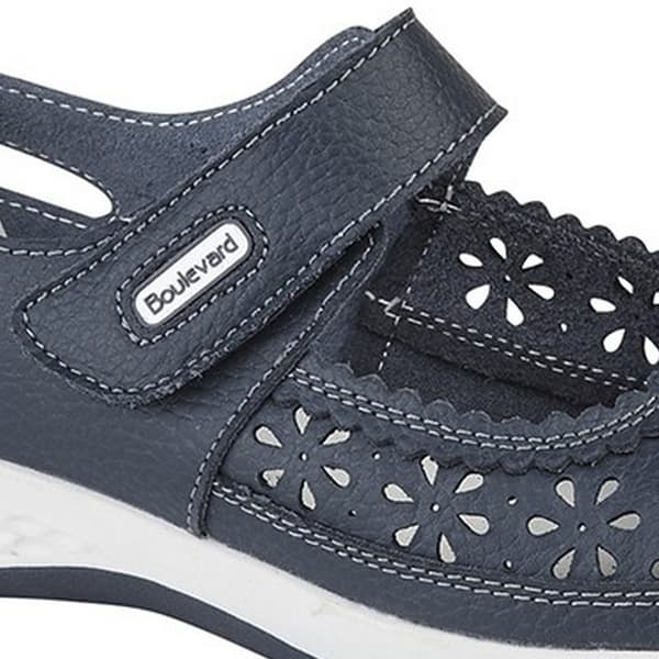 Boulevard Womens/Ladies Wide Fitting Window Back Punched Bar Shoes