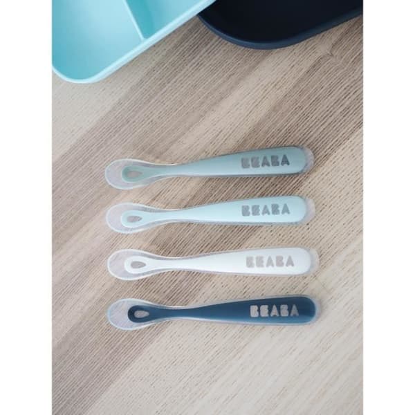 Béaba Set med 4 skedar 1: a måltid Mjuk silikon Rainbow