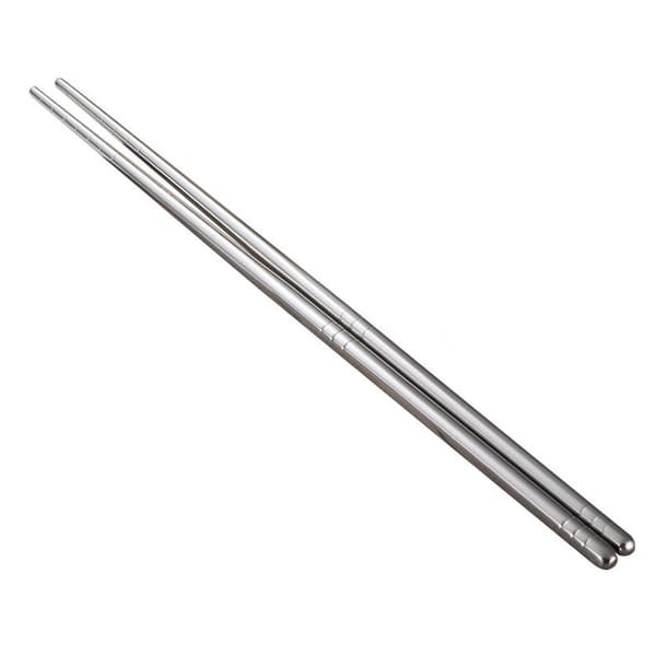 Syömäpuikot metallia