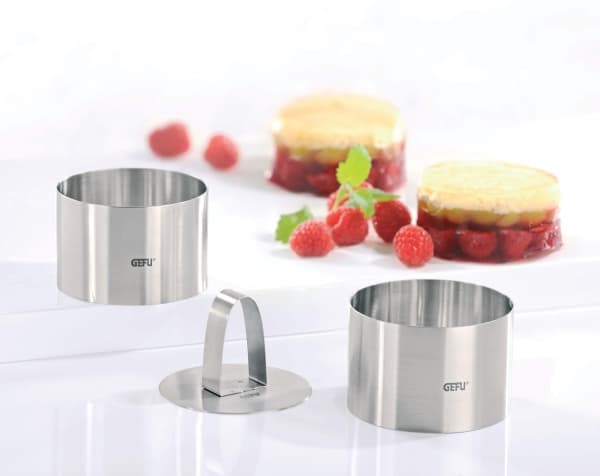 UPPSÄTTNING OM 2 GEFU DESSERTFORMAR G-12160