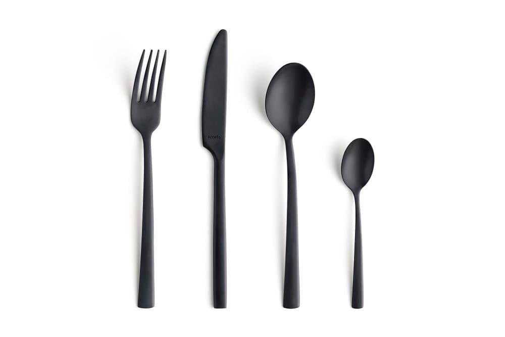 MANILLE bestickset 16 dels matt svart