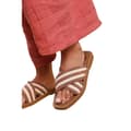 Miniatyrbilde 2 av 3: Where's That From Womens/Ladies Arizona Striped Crossover Strap Flip Flops