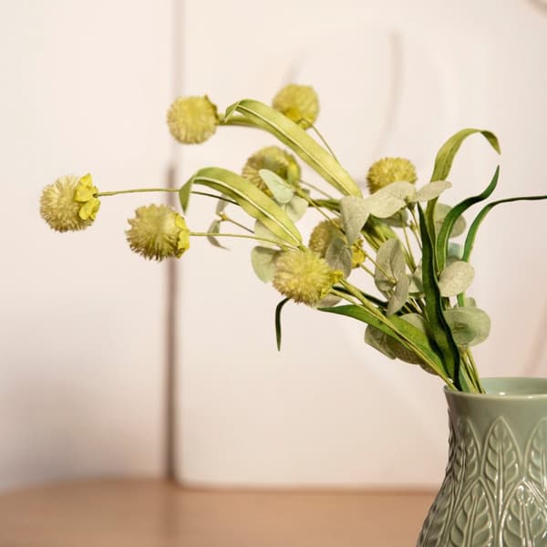 Konstgjord gren | BLOMI | gröna bollar | 58 cm | 877006