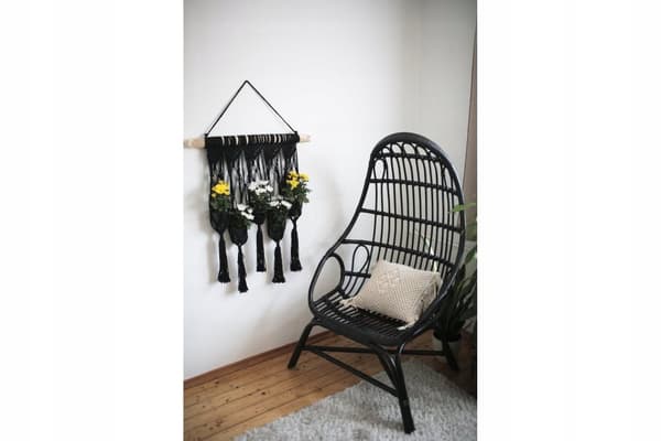 MACRAME KUKKAPENKI 5 RUUKUKSELLE MUSTA