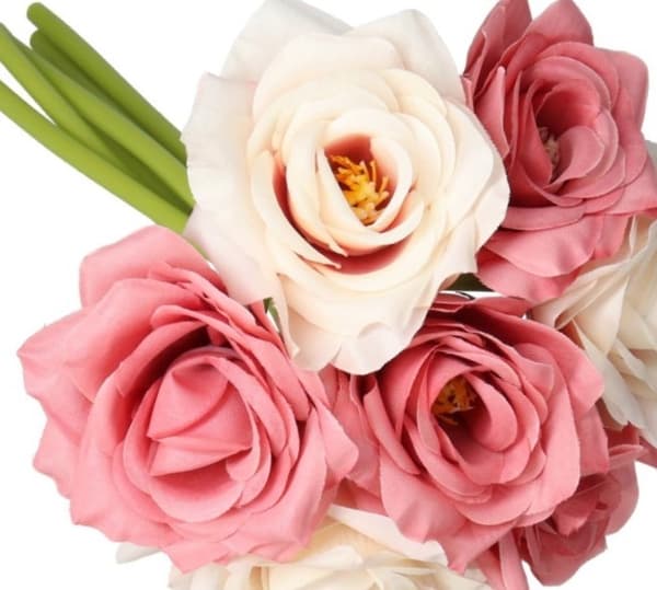 ROSEROSEBUKET TYKKE KUNSTIGE BLOMSTER SOM LIV GUMMI