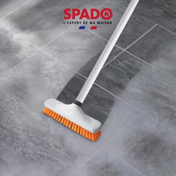 SPADO - Avfettande mjölk och cementfilm - Avfettar och rengör - Rengör och avfettar - Tar bort cement, kalk, rost och gips