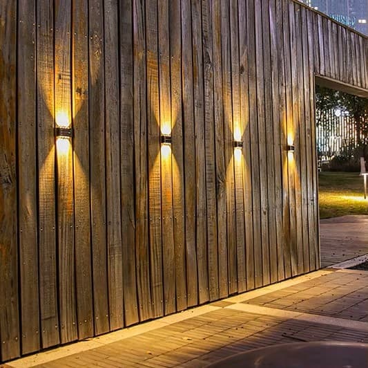 SOLAR LAMPA FASADLAMPA 6 LED UTOMHUS MED SENSOR STRONG