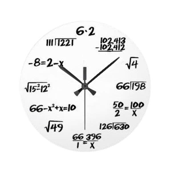 Väggklocka med matematiska ekvationer Pendelsvart * Batteri: 1 AA-batteri (ingår ej)* Material: trä* Mått ca: