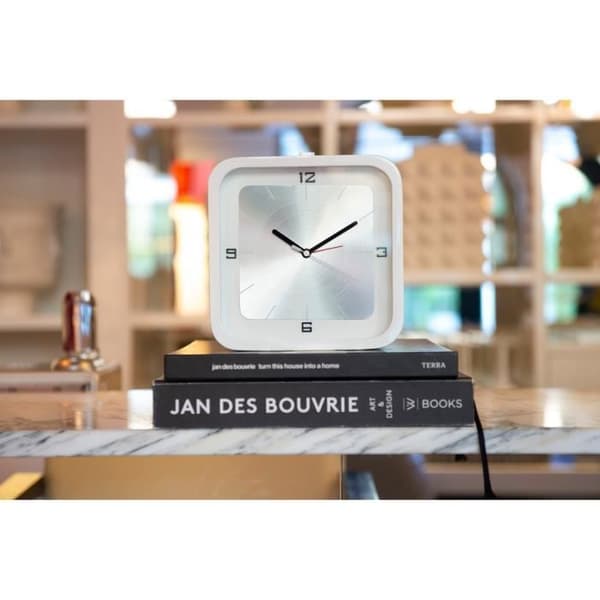 NeXtime - Bordsklocka - 20 x 20 x 6 cm - Trä - Vit - 'Square Alarm'