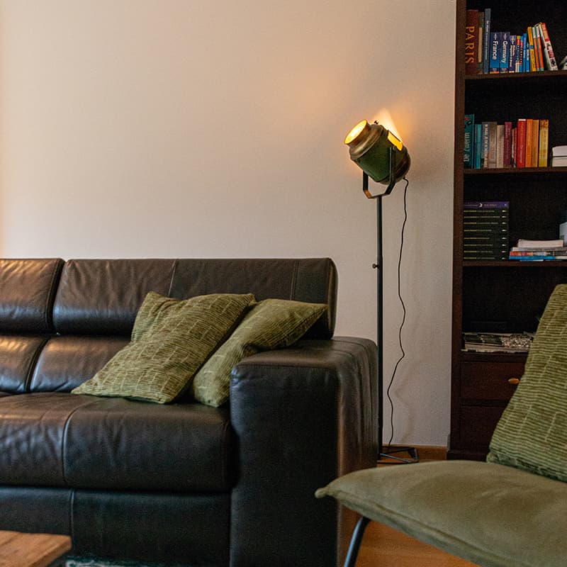 Industriell golvlampa brons med grön 140 cm - Byron