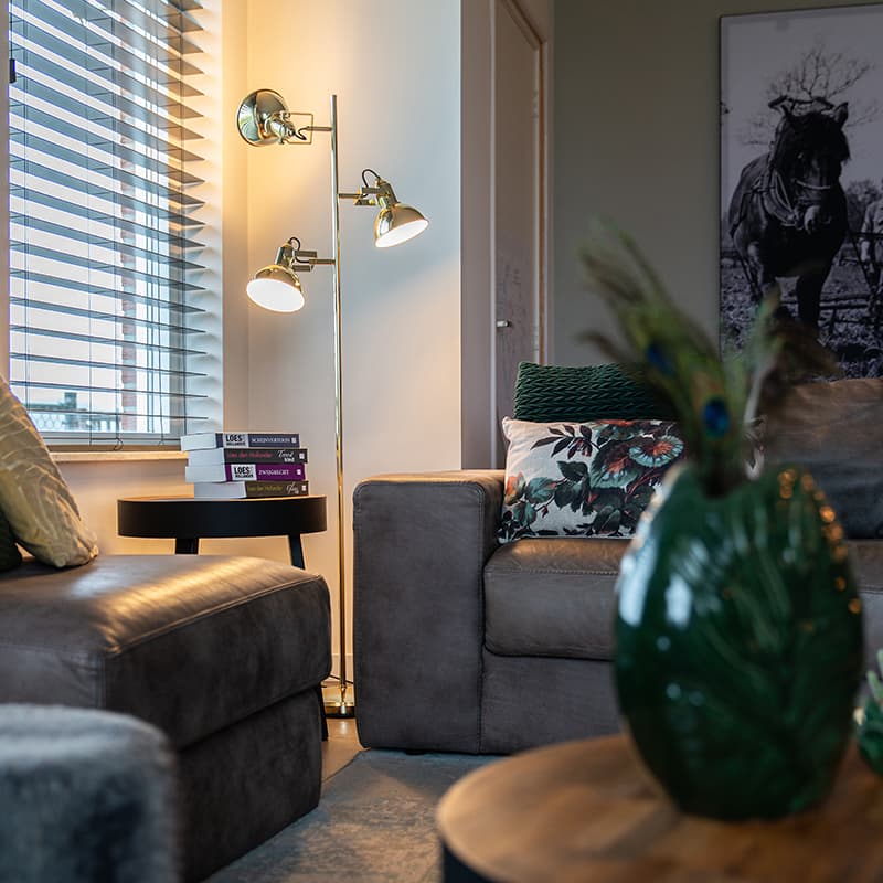 Design golvlampa guld 3-ljus - Tommy