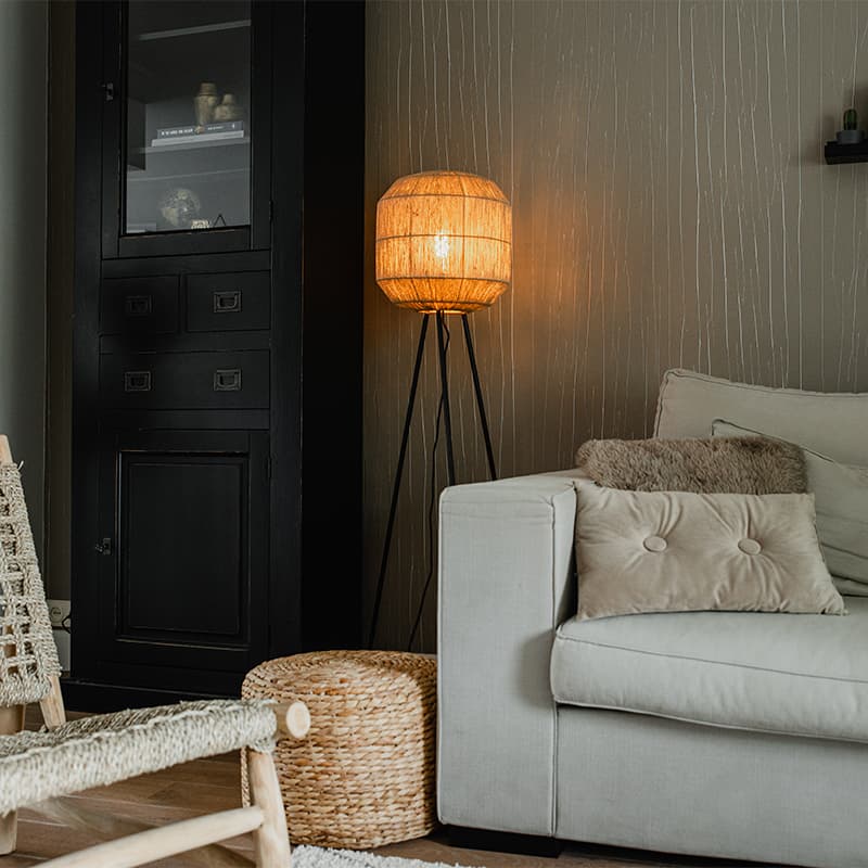 Orientalisk golvlampa svart med repstativ - Riki