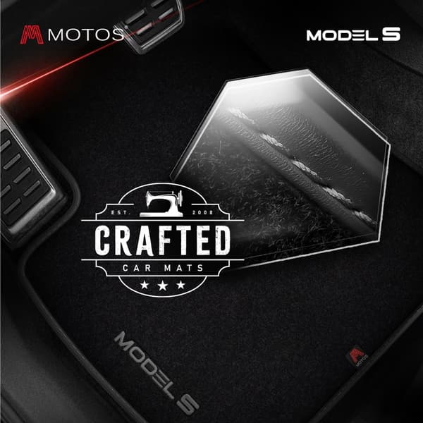 Personliga golvmattor i velour avsedd för Tesla Model S från 2012