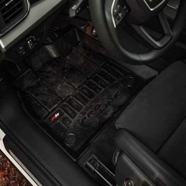 DS 7 Crossback från 2017 övre lastutrymmets golv, med sidofördjupningar