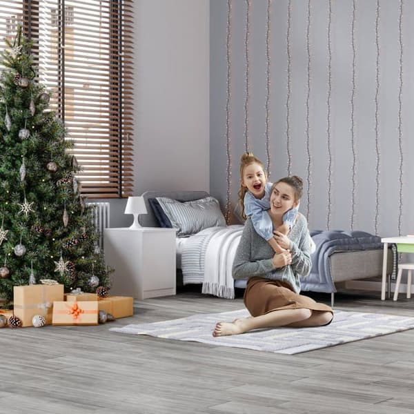 LZQ PVC-golv självhäftande vinylgolv med träeffekt, 18 delar 2,51m² självhäftande vinylplattor, grå ek