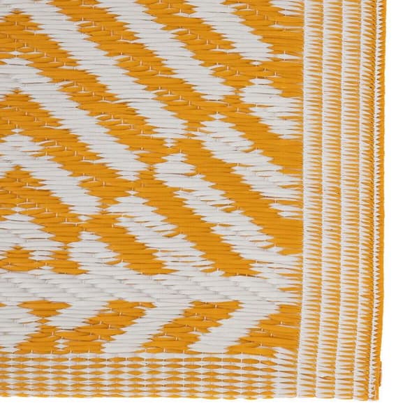 Geometrisk utomhusmatta 120 x 180 cm Atmosphera - Geometrisk ockra