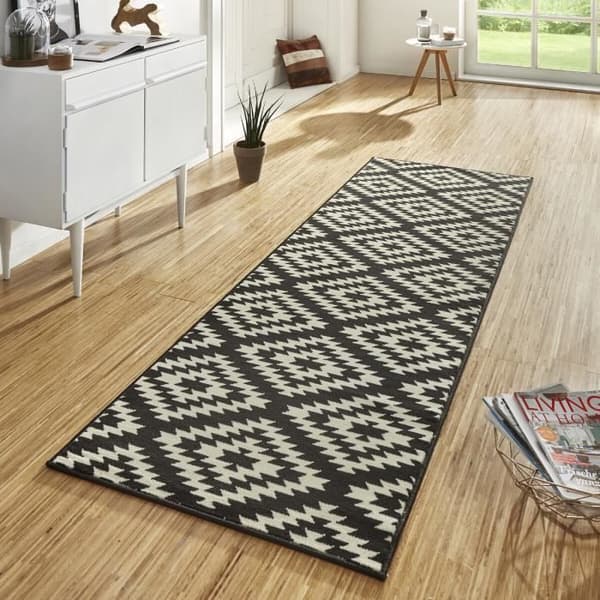 Modern Geometric Basic Matta - Svart - 80x450 - Syntet - Modern - Rektangulär
