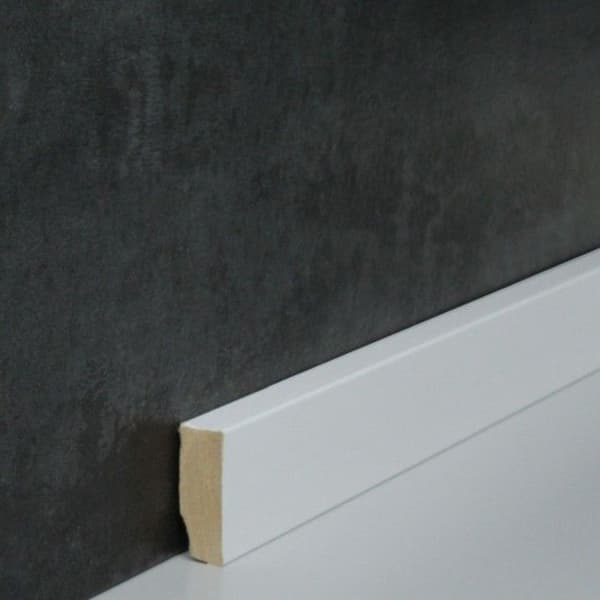 PROVISTON Sockel nr 204 MDF 16 x 40 x 2500 mm Vit att limma, klämma, skruva & spika Belagd MDF-kärna 62,5 meter | 25 stycken