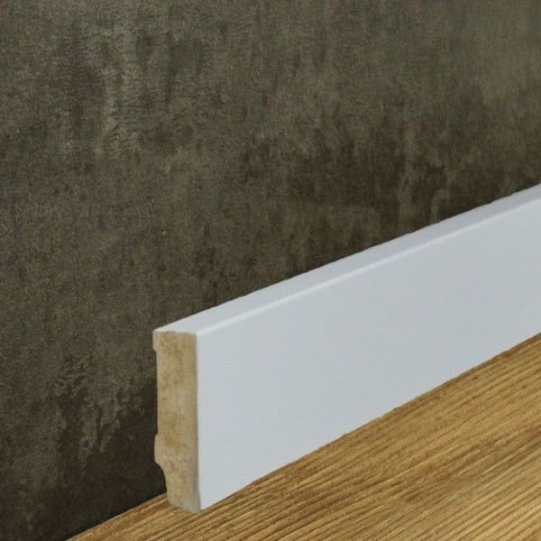 PROVISTON Sockel nr 204 MDF 16 x 40 x 2500 mm Vit att limma, klämma, skruva &amp; spika Belagd MDF-kärna 62,5 meter | 25 stycken