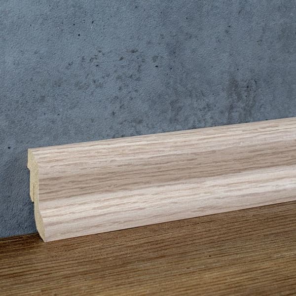 PROVISTON Sockel nr 343 Gjuten 20 x 40 x 2500 mm ek MDF belagd 12,5 meter | 5 stycken