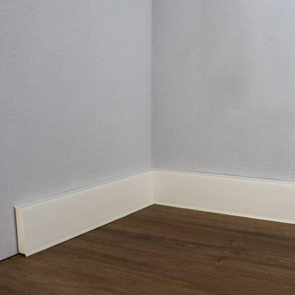 Plint PVC expanderad 12 x 60 x 2500 mm Mjuk läpp färgad i massan av PROVISTON vit