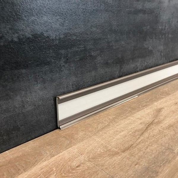 PROVISTON PVC-sockel Transparent flexibel läpp 11,8 x 58 x 2500 mm Champagne att limma &amp; att klippa 25 meter | 10 st