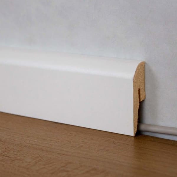 PROVISTON MDF vit 12 x 42mm rundad sockel belagd med melamin