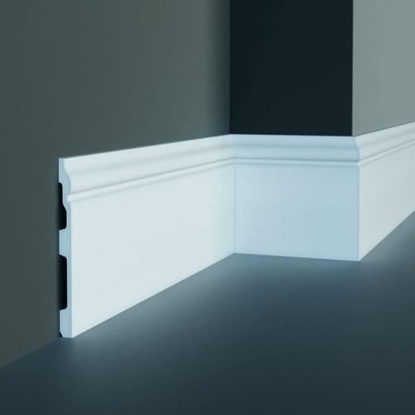 Sockel | 15 mm x 120 mm | polyuretan | CR941 | Plint