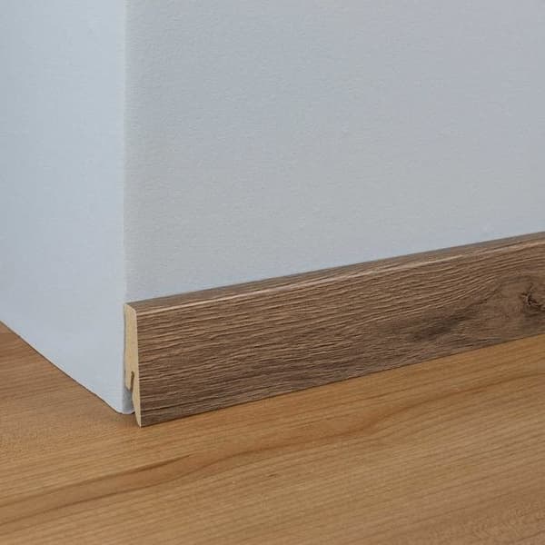 PROVISTON Modern sockel 18 x 58 x 2400 mm Medium (MDF) Belagd Leukbach Ekdekor