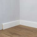 Miniatyrbild 5 av 6: PROVISTON Plinthes Profilé arrondi 15 x 70 x 2500 mm Ekte trepanel Hvitt dekor Plint 1 stykke
