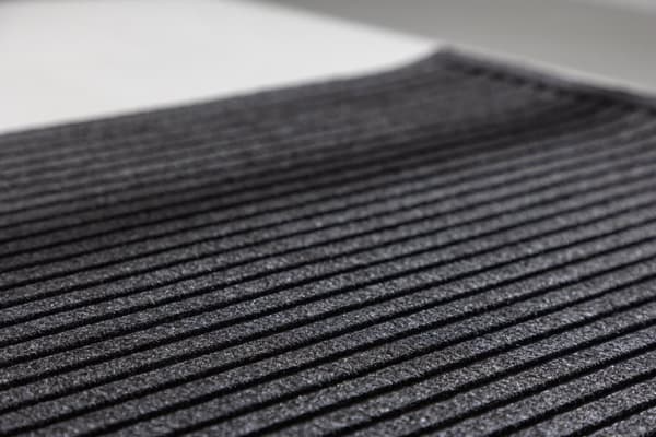 FURNLUX GANGTÆPPE BOSSE SORT 60CM