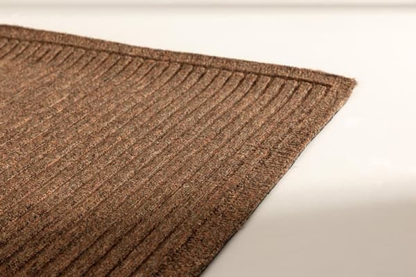 FURNLUX GANGTÆPPE BOSSE BRUN 60CM
