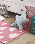 Miniatyrbillede 2 af 6: Børnetæppe i bomuld med skymotiv 60 x 90 cm pink GWALIJAR Lumarko!