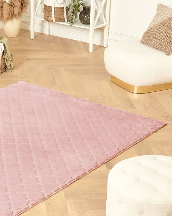 Kaninmatta i fuskpäls 160 x 230 cm rosa GHARO Lumarko!